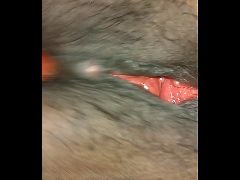 ❤️ 我的肥美阴部的传播使它喷出 Russian porn